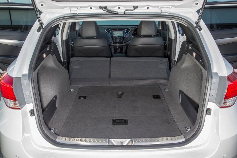  Hyundai i40 Tourer 2014 года  (UK) (фото 69 из 73)
